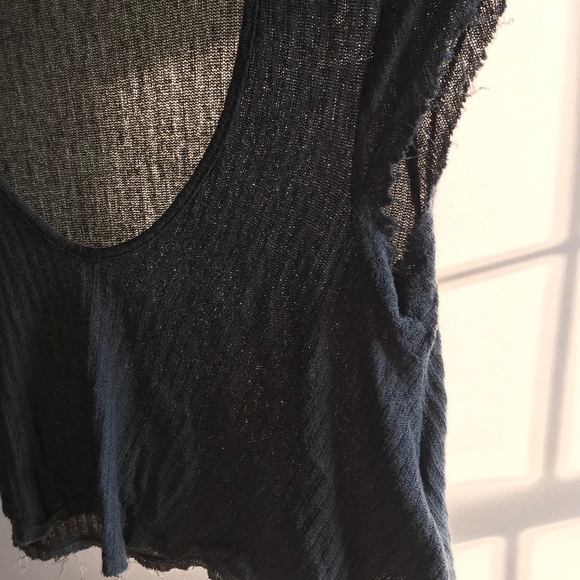 URBAN OUTFITTERS Green Distressed Crop Top Sz MED - Picture 4 of 5